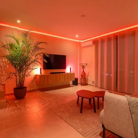 2 Bedroom Luxury With Sea View In Cristianos Appartamento