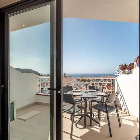 2 Bedroom Luxury With Sea View In Cristianos Los Cristianos (Tenerife)