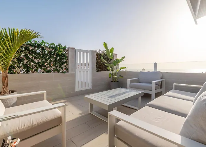 2 Bedroom Luxury With Sea View In Cristianos ロスクリスティアーノス